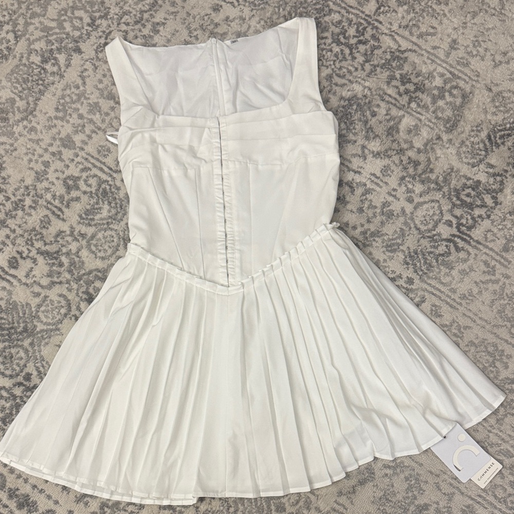 Commense Ivory Pleated Skirt